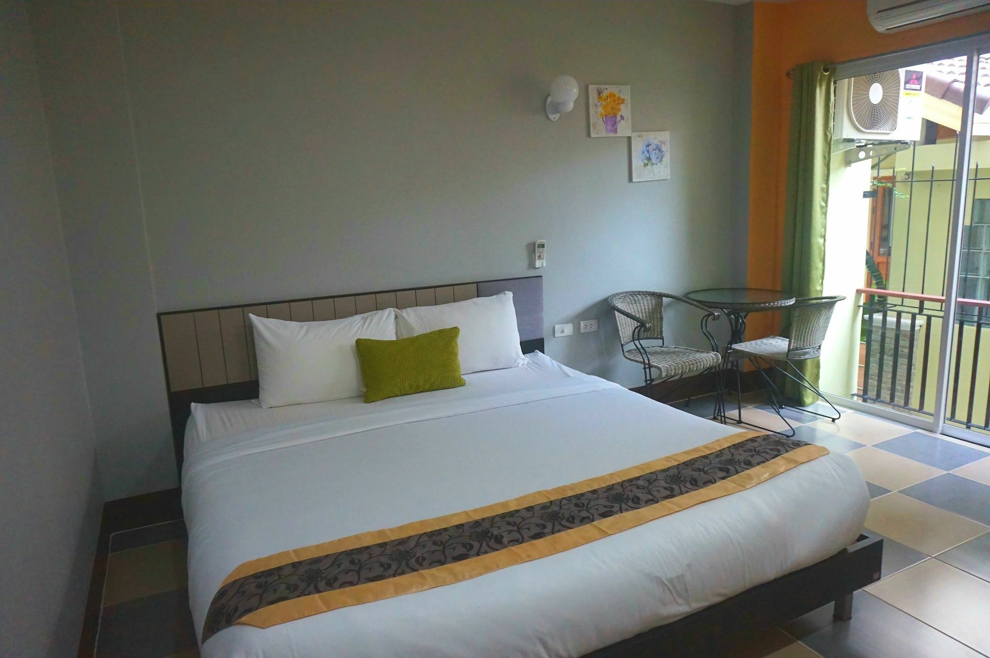 Nasa Mansion Apartment Phuket Exterior foto